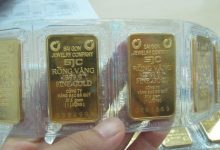 مشترو سبائك الذهب من شركة SJC يواجهون خسائر بنحو 8 ملايين دونغ فيتنامي للأونصة خلال أيام قليلة