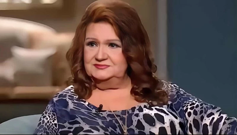 ميمي جمال تكشف تفاصيل الخلاف بين هند صبري ومها نصار في السعودية – مشاهير