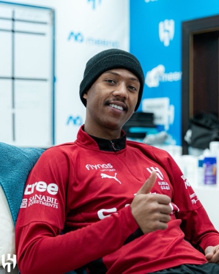 ناصر الدوسري يكشف موقفه الرسمي من كلاسيكو الهلال والأهلي