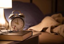 نصائح صحية هامة لتنظيم نومك بفعالية بعد شهر رمضان وعيد الفطر