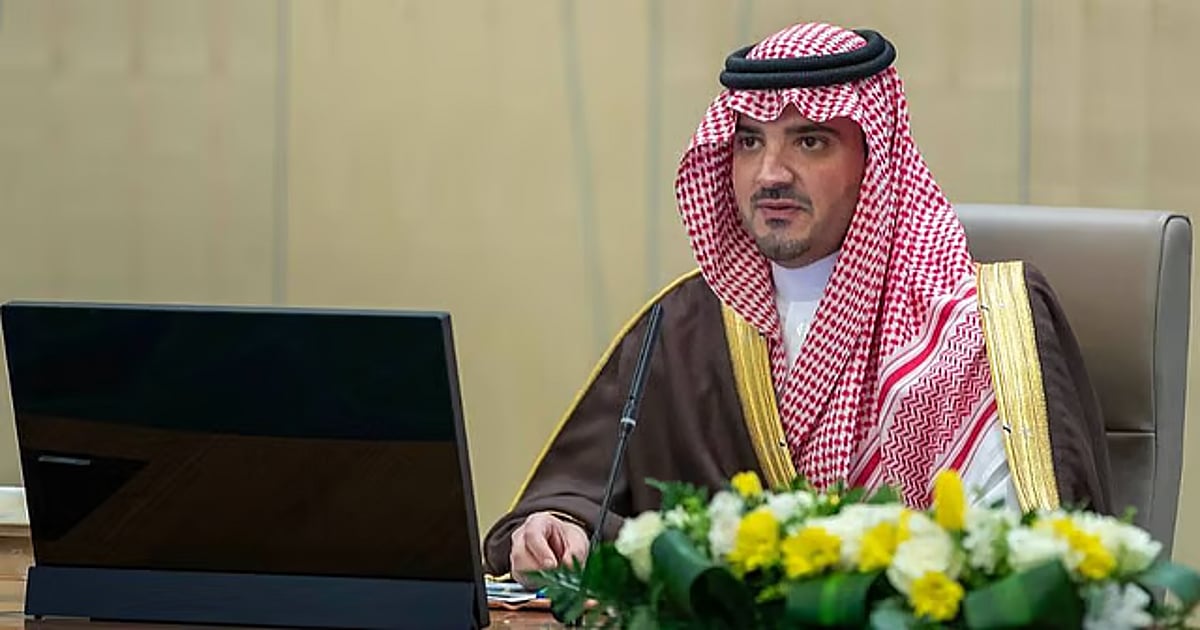 وزير الداخلية يعزي نظيره الكويتي في استشهاد أفراد أمن الحدود إثر الاعتداء الإيراني الجائر – مشاهير