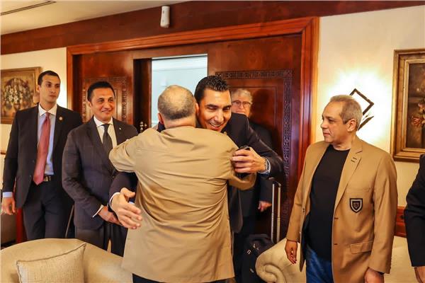 وزير الرياضة يرحب بانضمام طيور مصر المهاجرة إلى صفوف المنتخبات القومية