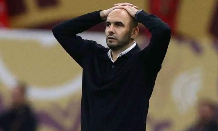 وليد الركراكي يقترب من قيادة أحد أندية الدوري السعودي في خطوة قريبة