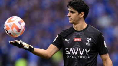 ياسين بونو يتألق ويقود الهلال إلى نهائي كأس الملك مجددًا