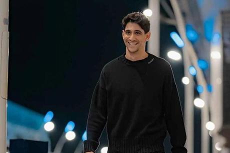 ياسين بونو يذهل كريستيانو رونالدو وسط منافسة محتدمة