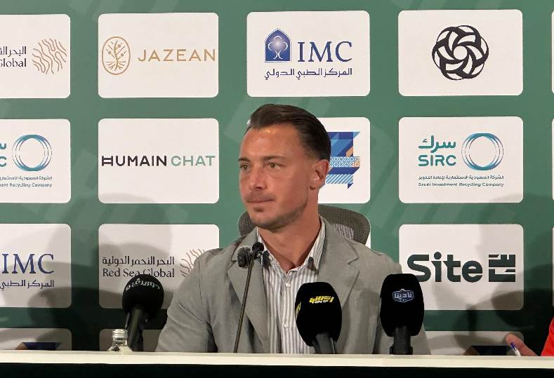 يايسله يؤكد أن الدوري ماراثون طويل وديربي جدة مباراة حاسمة مع خطة واضحة لإيقاف خطورة الاتحاد