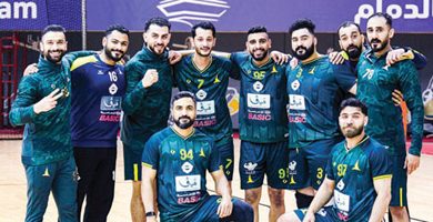 يد الخليج تقترب بشدة من حسم لقب الدوري